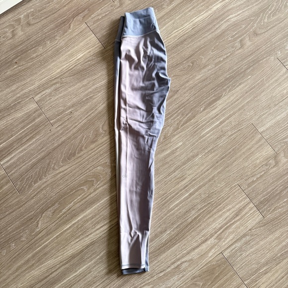 Alo Yoga Vapor High-Waisted Gradient Dusk Legging size Small - Picture 3 of 7